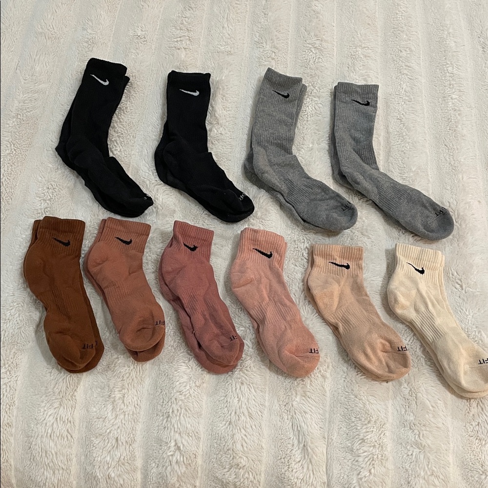 (10 PAIRS) Nike Dri-Fit Multicolor Crew Socks
